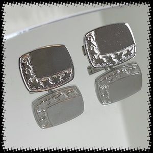 💕Beautiful Vintage Silver Tone Cufflinks💕